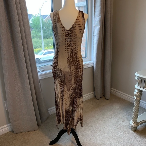Brown Dress with Sequins - Picture 5 of 6